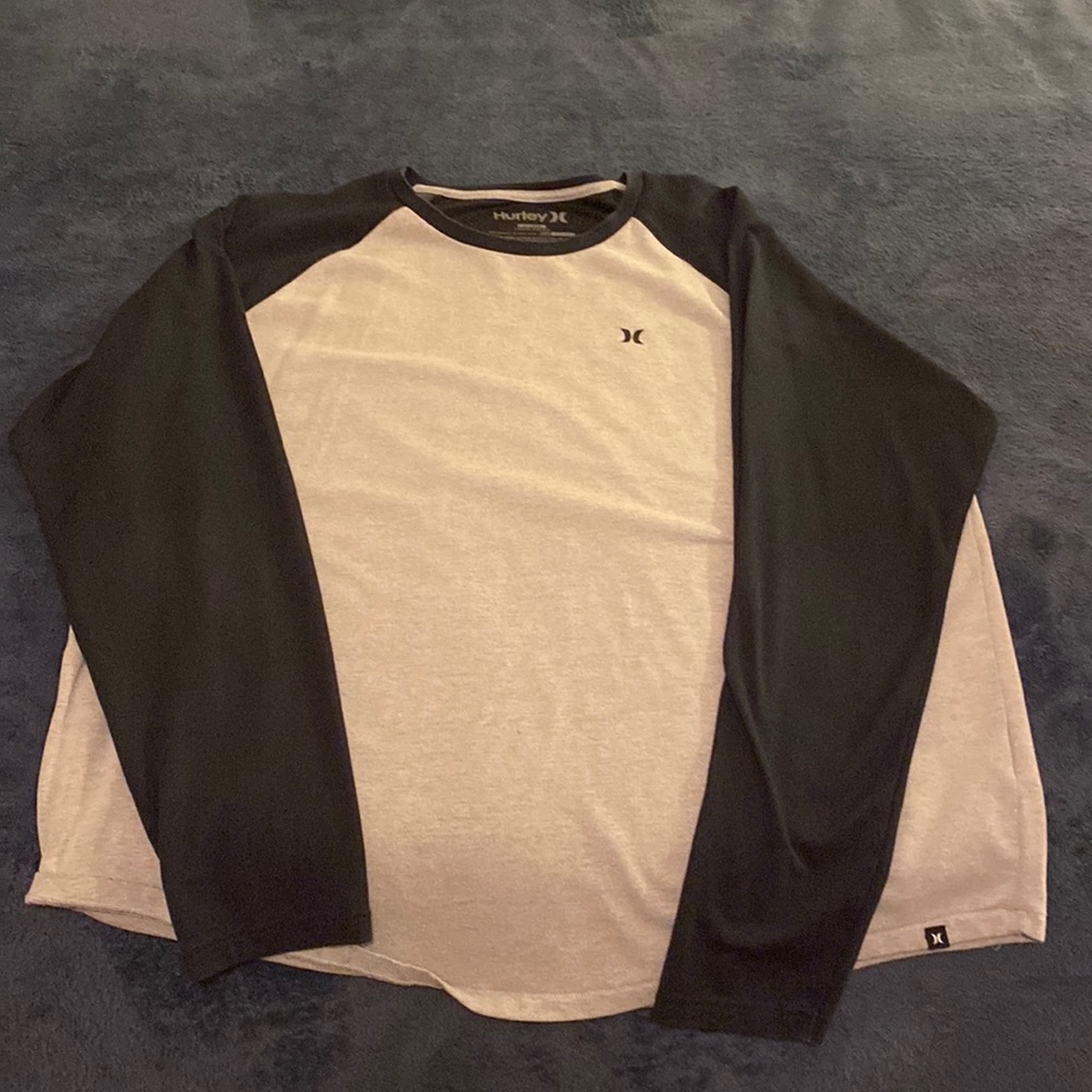 Hurley/ Nike Dri-fit L/S Tech Shirt